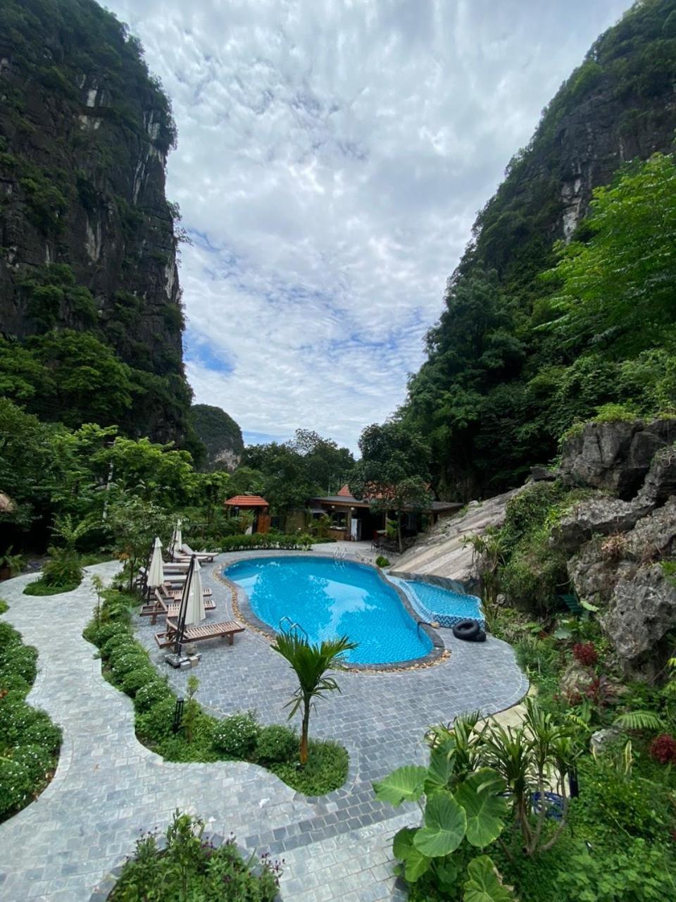 Tam Coc Galaxy Villa นิญบิ่ญ ภายนอก รูปภาพ